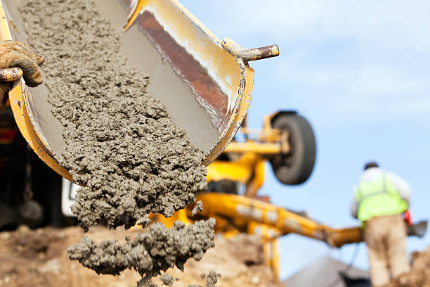 Best Concrete Sidewalk Installation  in Elk Grove, CA